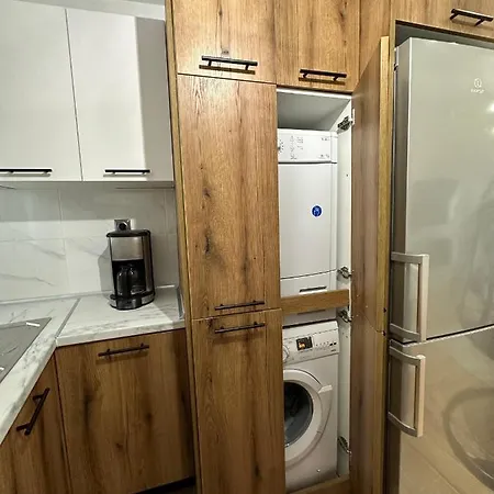 Thanos Luxurious Apartamento